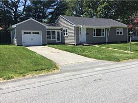 65 Merritt Ave, Tiverton, Ri 02878 in Tiverton, RI