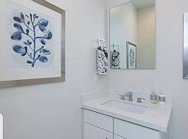 Phoenix, Az 85004 in Phoenix, AZ (Photo 6 of 12)