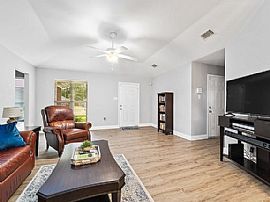9636 Misty Leaf Dr N, Mobile, Al 36695 in Mobile, AL (Photo 2 of 6)