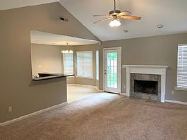 124 Cove Lndg, Calera, Al 35040 in Calera, AL (Photo 7 of 12)