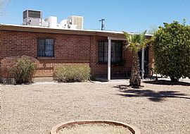 815 E Lester St, Tucson, Az 85719 in Tucson, AZ