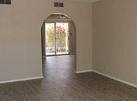 407 W Wickieup Ln, Phoenix, Az 85027 in Phoenix, AZ (Photo 4 of 6)