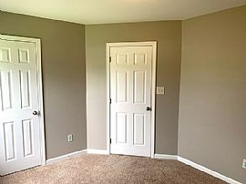 124 Cove Lndg, Calera, Al 35040 in Calera, AL (Photo 5 of 8)