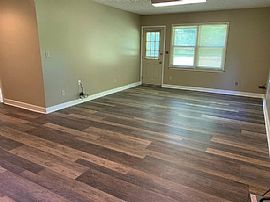 3815 Robbins Rd, Montgomery, Al 36109 in Montgomery, AL (Photo 5 of 6)