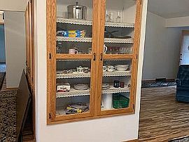 655 E Marshall Ave, Oak Creek, Wi 53154 in Oak Creek, WI (Photo 2 of 12)