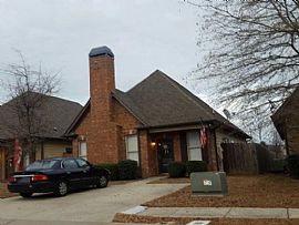 Beautiful  3 Bedroom Two Bathroom Home Off Moody Parkway in Moody, AL