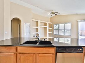 4 Bd2 Ba2,112 Sqft 11613 N 151st Dr, Surprise, Az 85379 in Surprise, AZ (Photo 2 of 12)