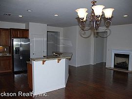 2 Bd2 Ba1,644 Sqft 1235 Cliff Park Way, Reno, Nv 89523 in Reno, NV (Photo 3 of 7)
