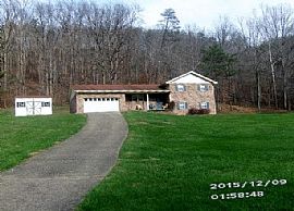 6612 Smith Creek Rd, Saint Albans, Wv 25177 in Saint Albans, WV