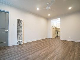 Comfortable Home in Los Angeles, CA