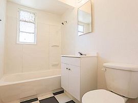 1306 1/2 E Culver St, Phoenix, Az 85006 in Phoenix, AZ (Photo 12 of 12)