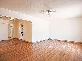 1306 1/2 E Culver St, Phoenix, Az 85006 in Phoenix, AZ (Photo 4 of 12)