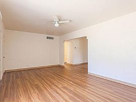1306 1/2 E Culver St, Phoenix, Az 85006 in Phoenix, AZ (Photo 5 of 12)
