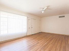 1306 1/2 E Culver St, Phoenix, Az 85006 in Phoenix, AZ (Photo 6 of 12)