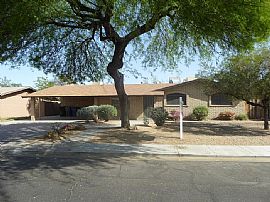 1042 W Devonshire St, Mesa, Az 85201 in Mesa, AZ
