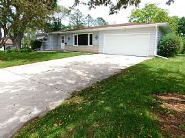 206 S Grant St, Belleville, Wi 53508 in Belleville, WI