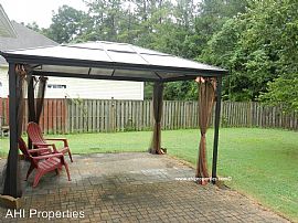 308 Park Village Dr, Alabaster, Al 35007 in Alabaster, AL (Photo 6 of 7)