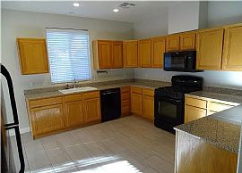 1386 Baja Grande Ave, Henderson, Nv 89012 in Henderson, NV (Photo 5 of 12)