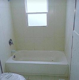 3 Bd, 2 Ba, 1,375 Sqft in Elk Grove Village, IL (Photo 12 of 12)