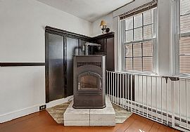 201 W Town St, Norwich, Ct 06360 in Norwich, CT (Photo 7 of 11)