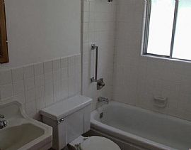 2 Bd, 2 Ba, 1,159 Sqft in Salt Lake City, UT (Photo 10 of 12)