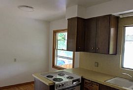 2 Bd, 2 Ba, 1,159 Sqft in Salt Lake City, UT (Photo 11 of 12)