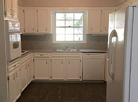 3214 College Ave, Columbus, Ga in Columbus, GA (Photo 3 of 6)