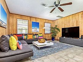 1510 Chatham Ave, Tybee Island, Ga in Tybee Island, GA (Photo 3 of 12)