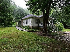 8803 Highway 100, Nashville in Nashville, TN (Photo 2 of 6)