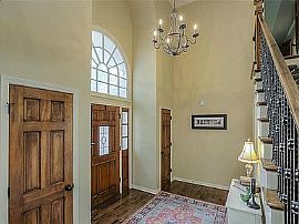 Beautiful 4 Bedroom, 4.5 Bath Home in Leawood, KS (Photo 10 of 12)