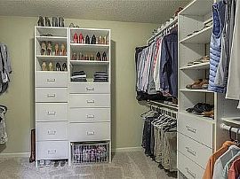 Beautiful 4 Bedroom, 4.5 Bath Home in Leawood, KS (Photo 7 of 12)