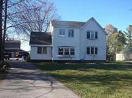 3135 N Brookfield Rd, Brookfield, Wi 53045 in Brookfield, WI