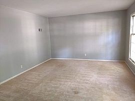 4 Bedroom, 3 Bath Home in Overland, KS (Photo 8 of 12)