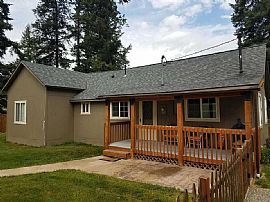 Suitable Home in Pinehurst, ID