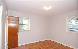 Perfection! Stylishly Remodeled Ranch Close to Downtown in Raleigh, NC (Photo 4 of 8)