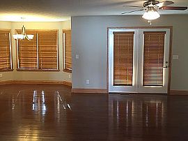 138 Quiet Way, Hurricane, Wv 25526 in Hurricane, WV (Photo 7 of 11)