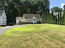 200 Loper St, Southington, Ct 06489 in Southington, CT (Photo 3 of 6)