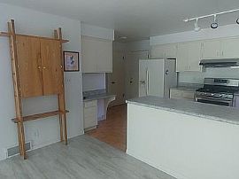 1513 Crabapple Dr, Racine, Wi 53405 in Racine, WI (Photo 10 of 12)