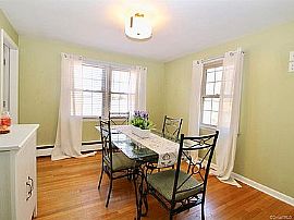 20 Village Dr, Ledyard, Ct 06339 in Ledyard, CT (Photo 7 of 12)