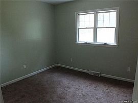 310 Hillside Dr, West Suffield, Ct 06093 in West Suffield, CT (Photo 11 of 12)