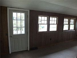 310 Hillside Dr, West Suffield, Ct 06093 in West Suffield, CT (Photo 8 of 12)