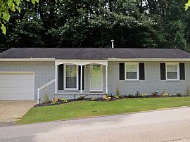 840 Overbrook Rd, Charleston, Wv 25314 in Charleston, WV