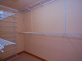 2436 Wexford Rd, Mount Pleasant, Wi 53405 in Racine, WI (Photo 7 of 12)