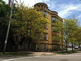 Very Nice, Comfortable and Cheat 2bd/1ba Apartment  in Cleveland, OH