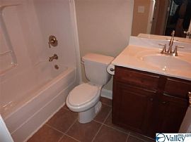 113 Meadowland Dr, Meridianville, Al 35759 in Meridianville, AL (Photo 4 of 5)