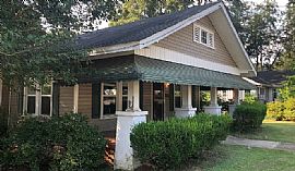 204 Quillen Ave, Fountain Inn, Sc 29644 For $800 Per Month  in Fountain Inn, SC