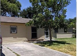 7119 Westlyn Dr, San Antonio, Tx 78227 For $700/m Deposit $700 in San Antonio, TX