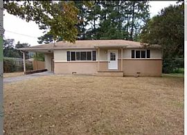 1323 Raydine Ln, Rossville Ga 30741 $600 Per Month Deposit $600 in Rossville, GA