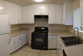 3 Bd/ 2 Ba/ 1,050 Sqft in San Marcos, CA (Photo 4 of 8)