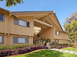 Building: Maplewood in Mountain View, CA (Photo 8 of 10)
